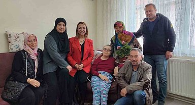 Başkan Tekin ilçedeki kadınlarla bir araya geldi