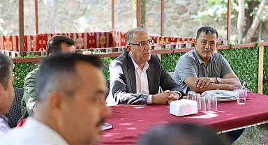 Başkan yapar, dağ bandı muhtarlarıyla bir araya geldi