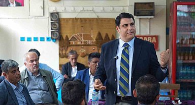 Başkan Yılmaz, Karşıyaka'da esnaf ve vatandaşlarla bir araya geldi