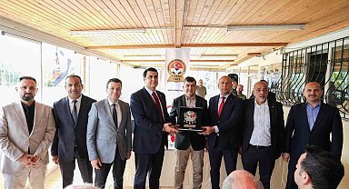 Başkan Yılmaz'dan teknik adamlara moral ziyareti