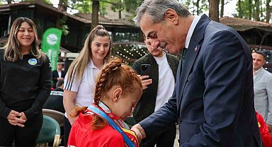 Başkan Yusuf Alemdar, sporun şampiyonlarıyla buluştu