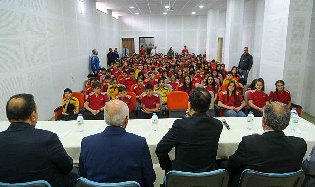 Başkanlar anlattı, öğrenciler dinledi