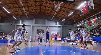 Basketbol U16 Türkiye Şampiyonası rüzgarı Denizli'de esti