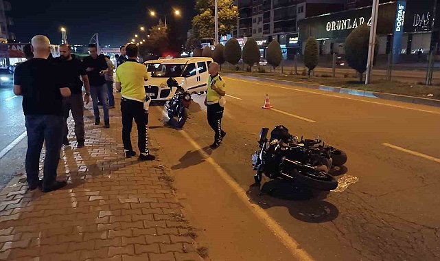 Batman'da polis memuru ve eşi motosiklet kazasında yaralandı