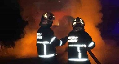 Batman'da seyir halindeki tır alev aldı