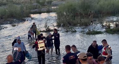 Batman'da su seviyesinin yükseldiği alanda mahsur kalan 25 kişi kurtarıldı