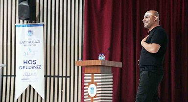 Battalgazi Belediyesi'nden gençlere sınav motivasyonu