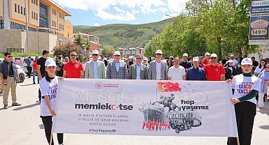 Bayburt'ta 'Gençlik Yürüyüşü' düzenlendi