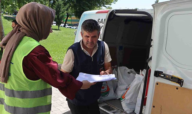 Bayram öncesi bin yetim çocuğa kıyafet desteği