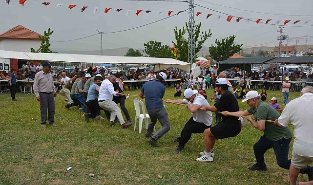 Beğiş Yaylasında 23'üncü geleneksel piknik ve pilav şenliği