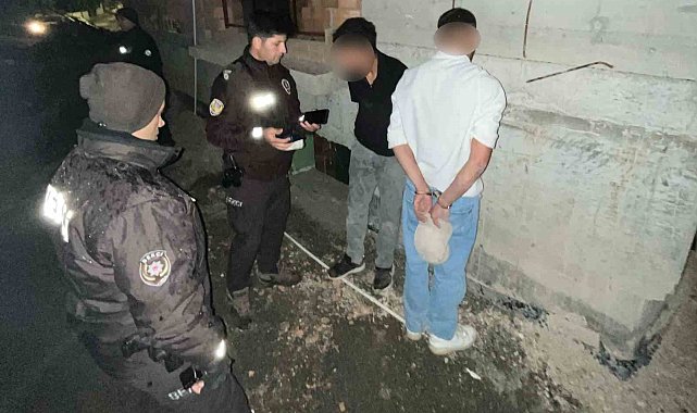 Bekçilerin dikkati sayesinde hırsızlık yapan şahıslar yakalandı