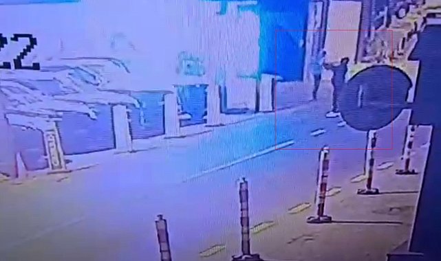 Beşiktaş'ta haraç almak için oto galeriyi kurşunladılar: O anlar kamerada