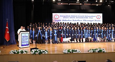 BEUN Sağlık Bilimleri Fakültesi'nde mezuniyet coşkusu