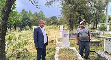 Beyağaç Belediyesi mezarlıkları bayrama hazırlıyor