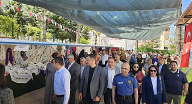 Beyşehir'de kursiyerler el emeği göz nuru eserlerini sergiledi