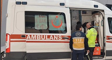 Bilecik'te 2 otomobilin çarpışması sonucu meydana gelen trafik kazasında 2 kişi yaralandı