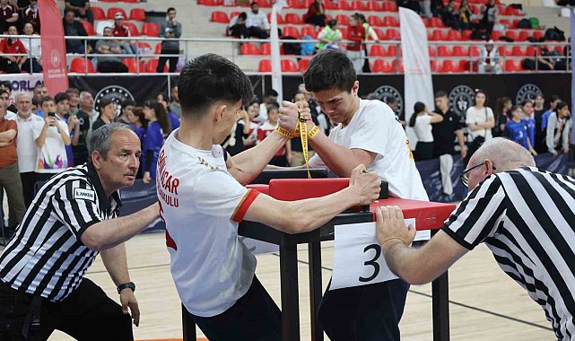 Bilek Güreşi Yıldızlar Grup Müsabakaları başladı