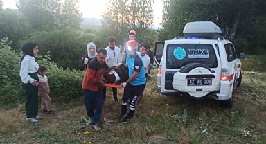 Bingöl'de otomobil uçuruma yuvarlandı: 2 yaralı