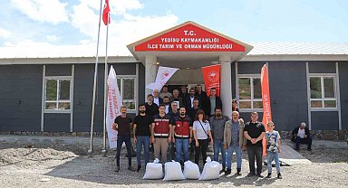 Bingöl'de üreticilere yüzde 75 hibeli 8 ton kuru fasulye tohumu dağıtıldı