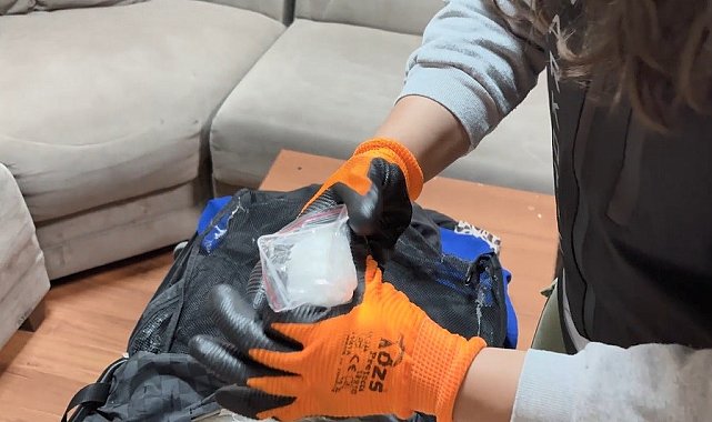 Bitlis'te 3 kilo 700 gram metamfetamin ele geçirildi