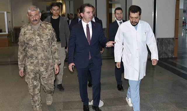 Bitlis'te göreve giden polisler kaza yaptı: 2 yaralı