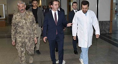 Bitlis'te göreve giden polisler kaza yaptı: 2 yaralı