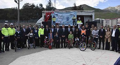 Bitlis'te Trafik Güvenliği Haftası etkinliği