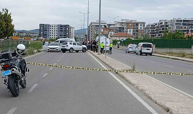 Boşanma aşamasındaki eşini kafasından silahla vurarak öldürdü