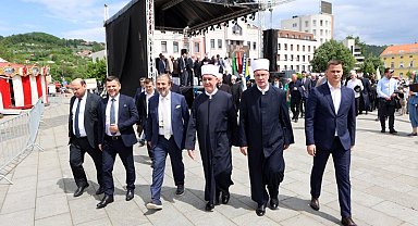 Bosna Hersek'te Türkiye'nin desteğiyle yenilenen Behram Ağa Camii açıldı