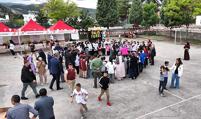 Boyabat'ta bilim fuarı