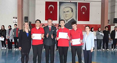 Bozüyük'te Liseler Arası Kültür ve Aktüalite Yarışması
