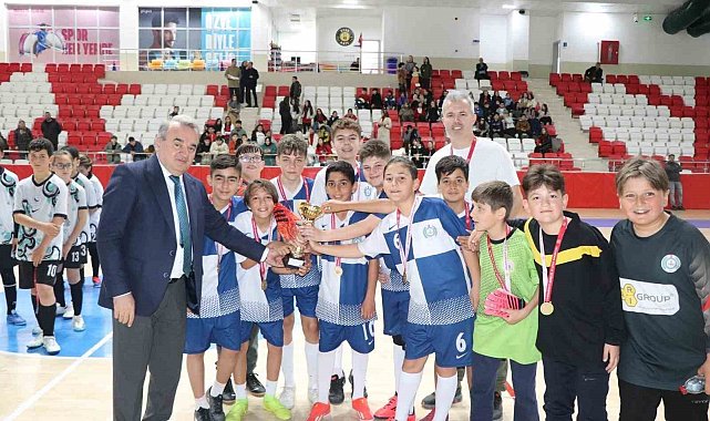 Bozüyük'te Okul Sporları Futsal Finali tamamlandı