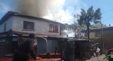 Burdur'da ev yangınında maddi hasar oluştu