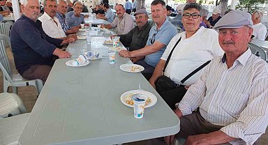 Burhaniye'de geleneksel Mahalle hayrı yüzlerce insanı buluşturdu