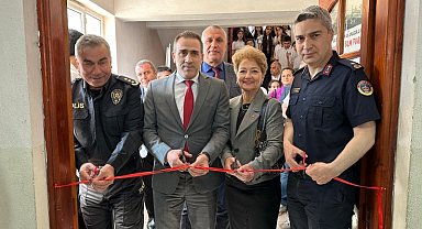 Burhaniye'de Kaymakam Memiş, Bilim Fuarı açılışına katıldı