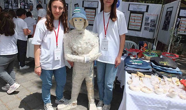 Burhaniyeli öğrenciler atık malzemelerden heykel yaptı