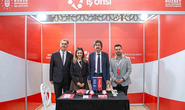 Bursa Büyükşehir, kariyer yolculuğunda gençlerin yanında