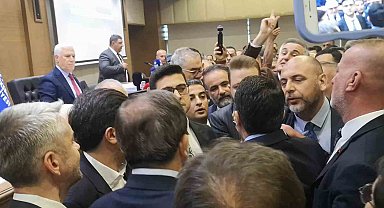 Bursa Büyükşehir Meclisi'nde tansiyon yükseldi