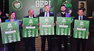 Bursa Osmangazi'de yeşil-beyaz sevdalılar buluştu... Türkiye'nin ilk insansı robotundan Bursaspor'a destek