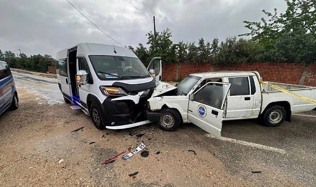 Bursa'da feci kaza: 1 ölü 2 yaralı