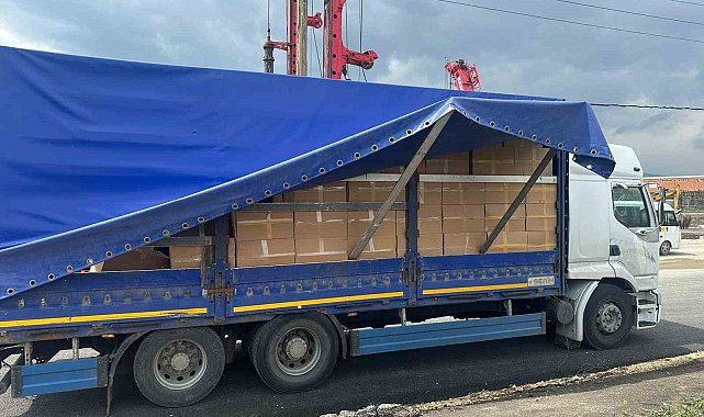 Bursa'da kaçak alkol ve tütün operasyonu: Milyonlarca makaron ve binlerce litre etil alkol ele geçirildi