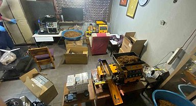 Bursa'da kaçak sigara operasyonu: 4 gözaltı