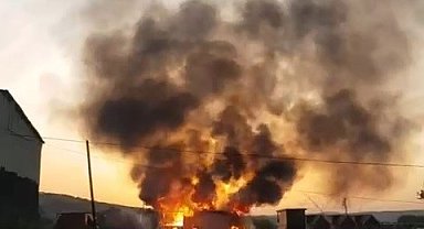 Bursa'da tiny house alevlere teslim