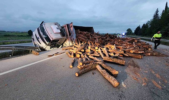 Bursa'da trafik kazası: 3 yaralı