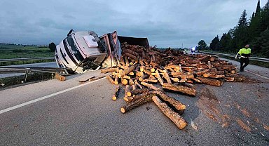 Bursa'da trafik kazası: 3 yaralı