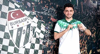 Bursaspor, Ertuğrul İdris Furat ile sözleşme imzaladı