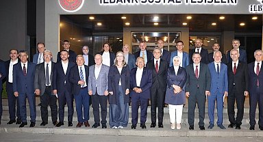 Büyükkılıç, AK Parti Yerel Yönetimler Toplantısı'na katıldı