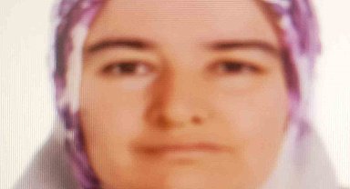 Cam silerken 4'üncü kattan düşen kadın hayatını kaybetti