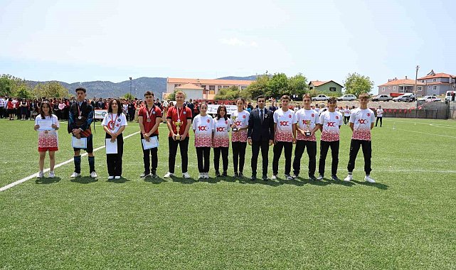 Çameli'de 19 Mayıs Atatürk'ü Anma, Gençlik ve Spor Bayramı, coşkulu törenlerle kutlandı