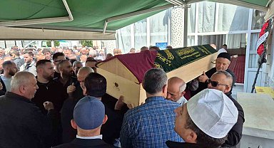 Çanakkale kazasında ölen 2 kadın Tekirdağ'da toprağa verildi